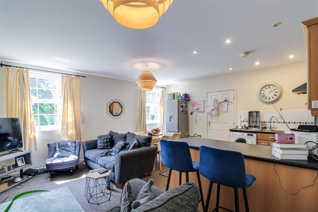 Property photo 3 of 9 Open Plan Living Kitchen Diner