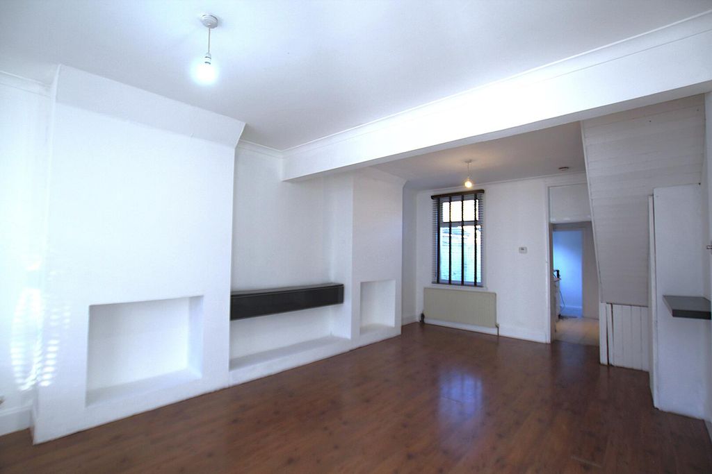 Property photo 3 of 8 Living Room