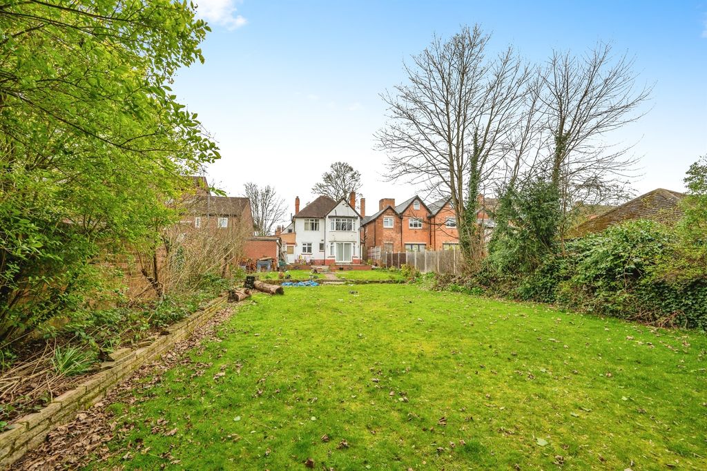 Property photo 2 of 23