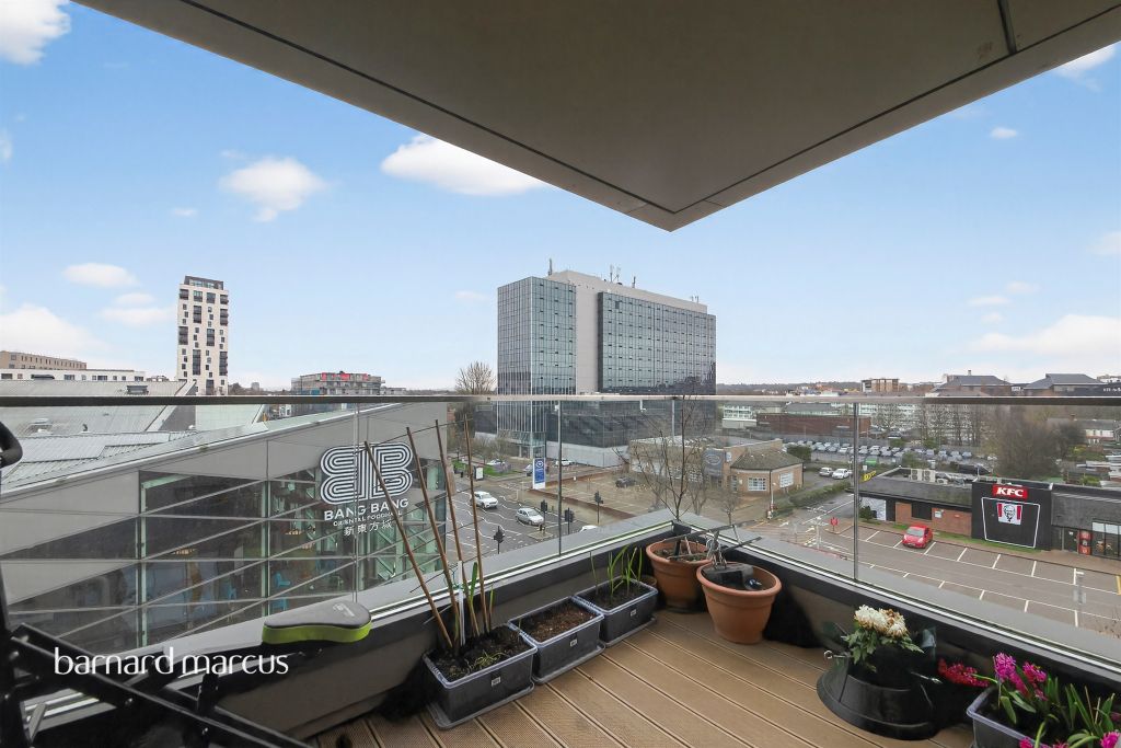 Property photo 3 of 12