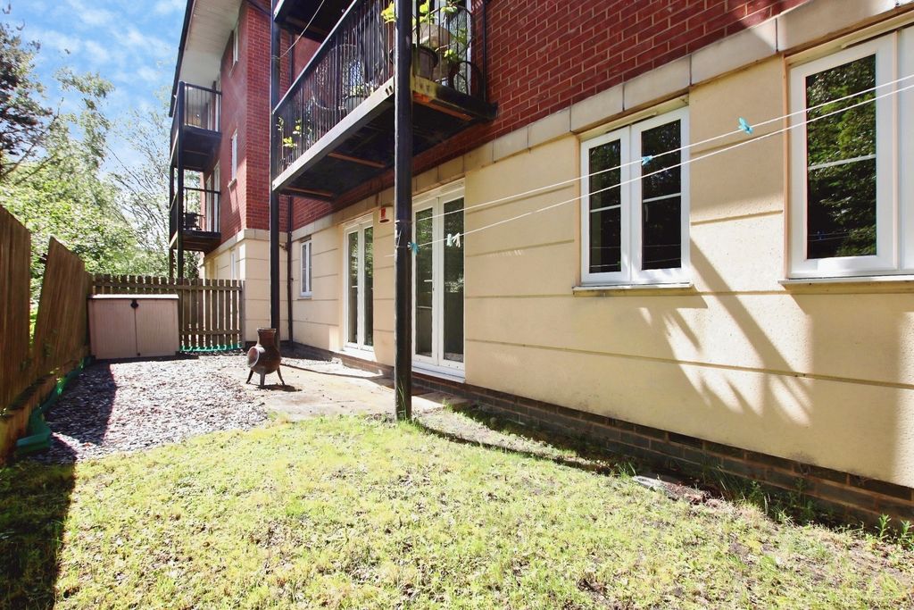 Property photo 1 of 9 5151400