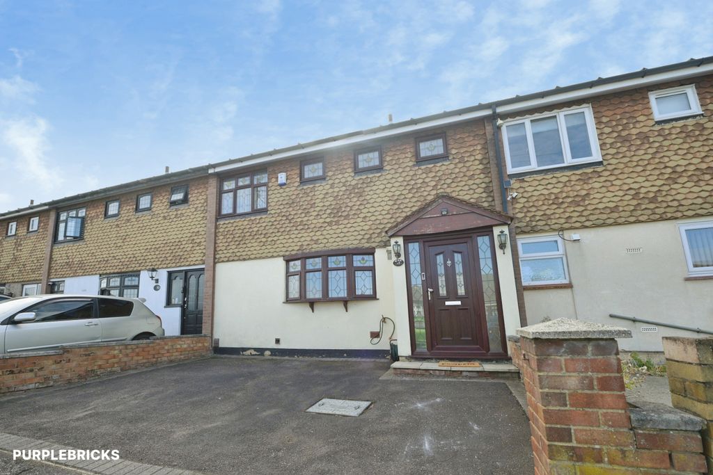Property photo 1 of 26