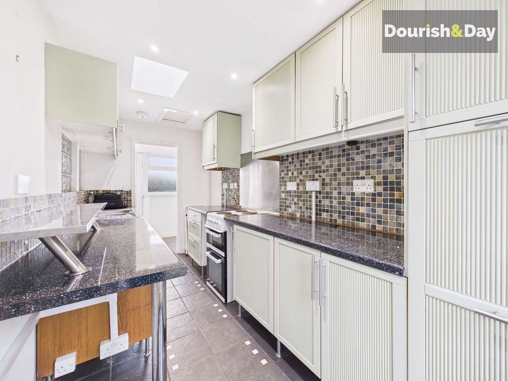 Property photo 3 of 18 Photo 14