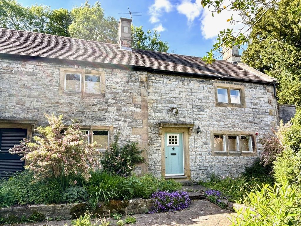 Property photo 1 of 13