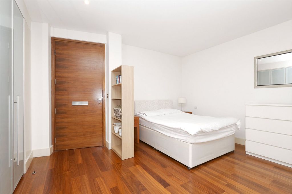 Property photo 3 of 7 Picture No. 08
