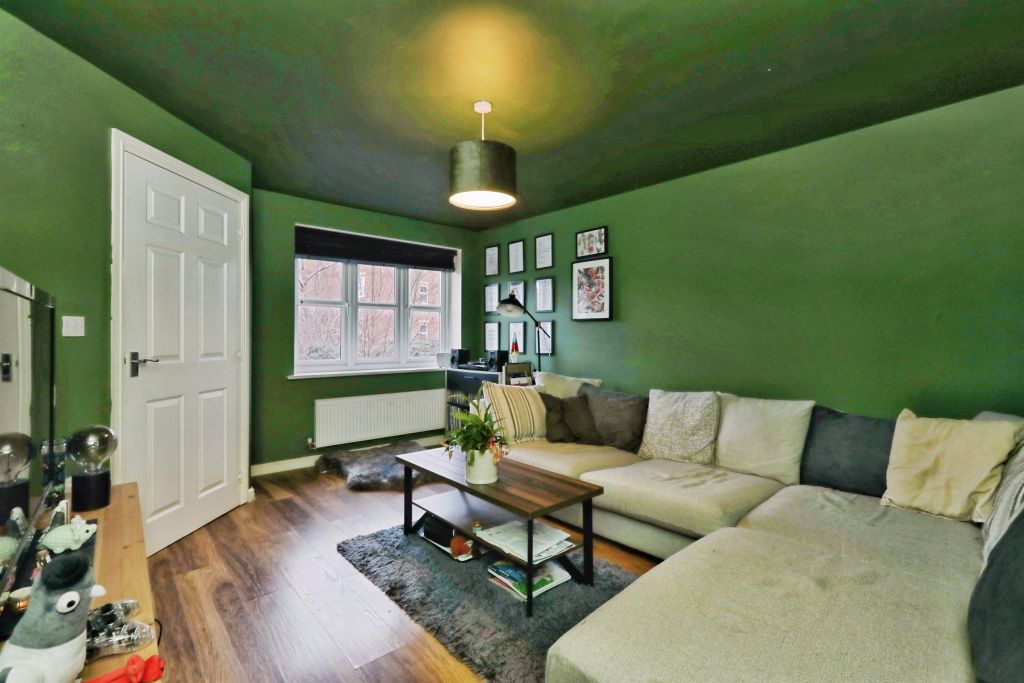Property photo 3 of 14