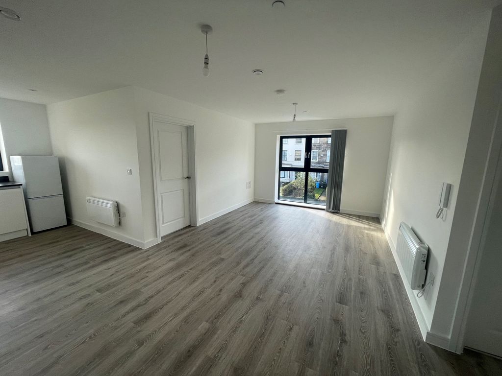 Property photo 3 of 7 Image