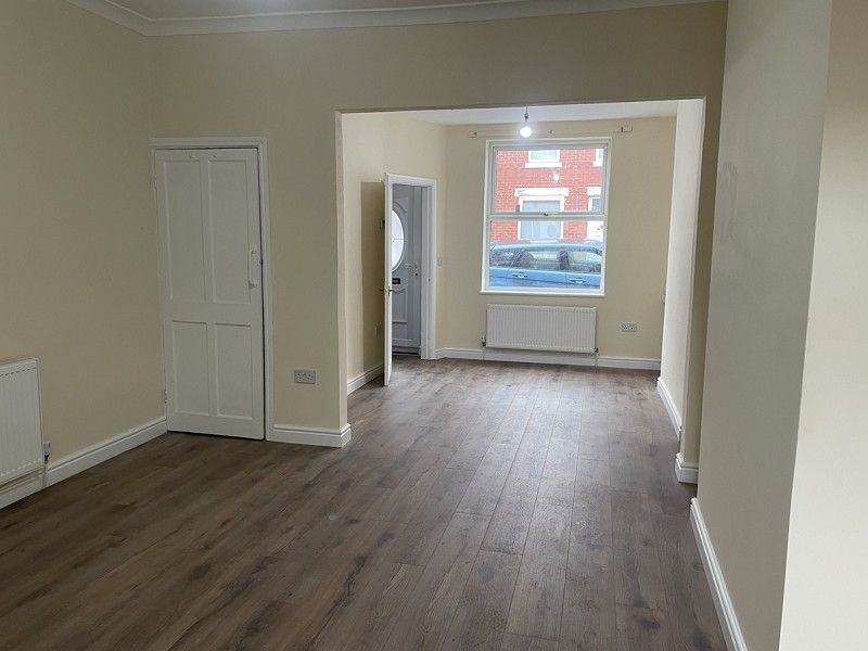 Property photo 2 of 10 Living Room