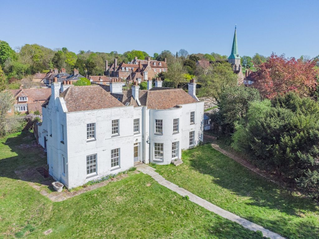 Property photo 2 of 10 Barham House