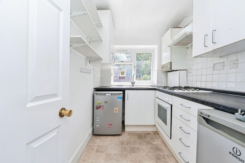 Property photo 2 of 8 Log08960.Jpg