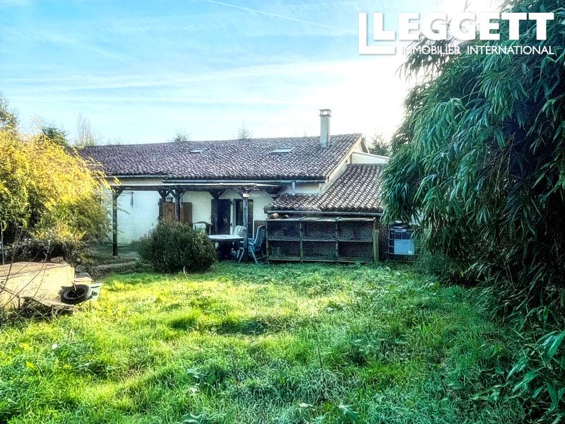 Property photo 2 of 10