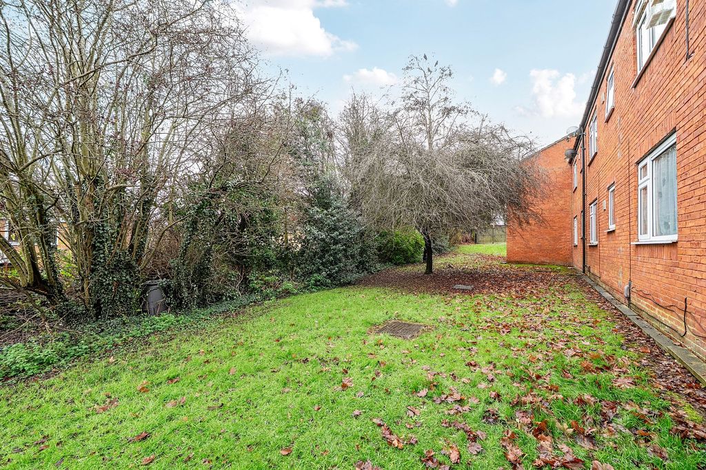 Property photo 3 of 11