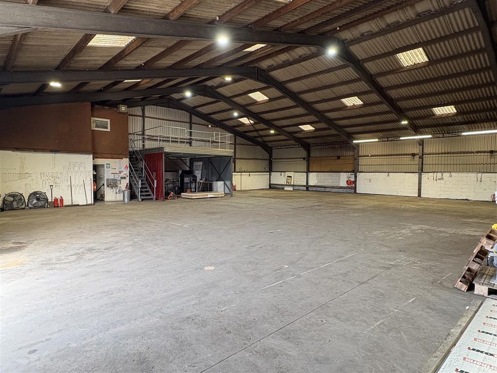 Property photo 3 of 7 3.Jpg