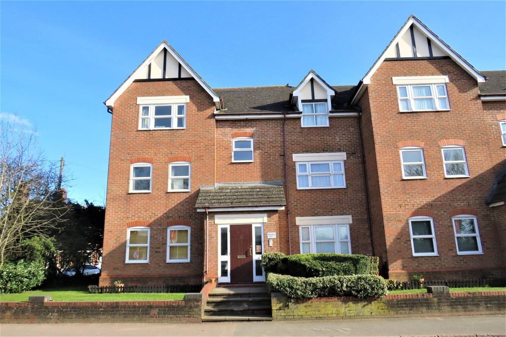 Property photo 1 of 10 Front