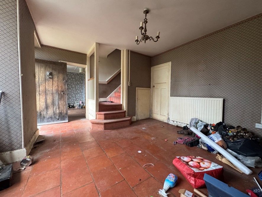 Property photo 3 of 25