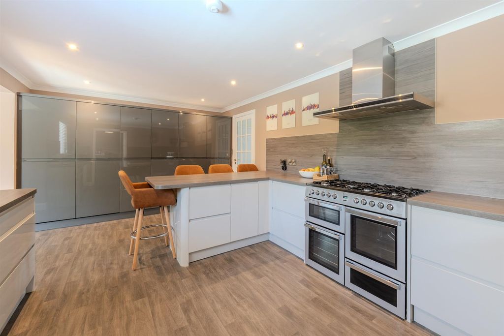 Additional image 10 of 6 bed detached house for saleDunollie, 58 Gillsland, Eyemouth TD14