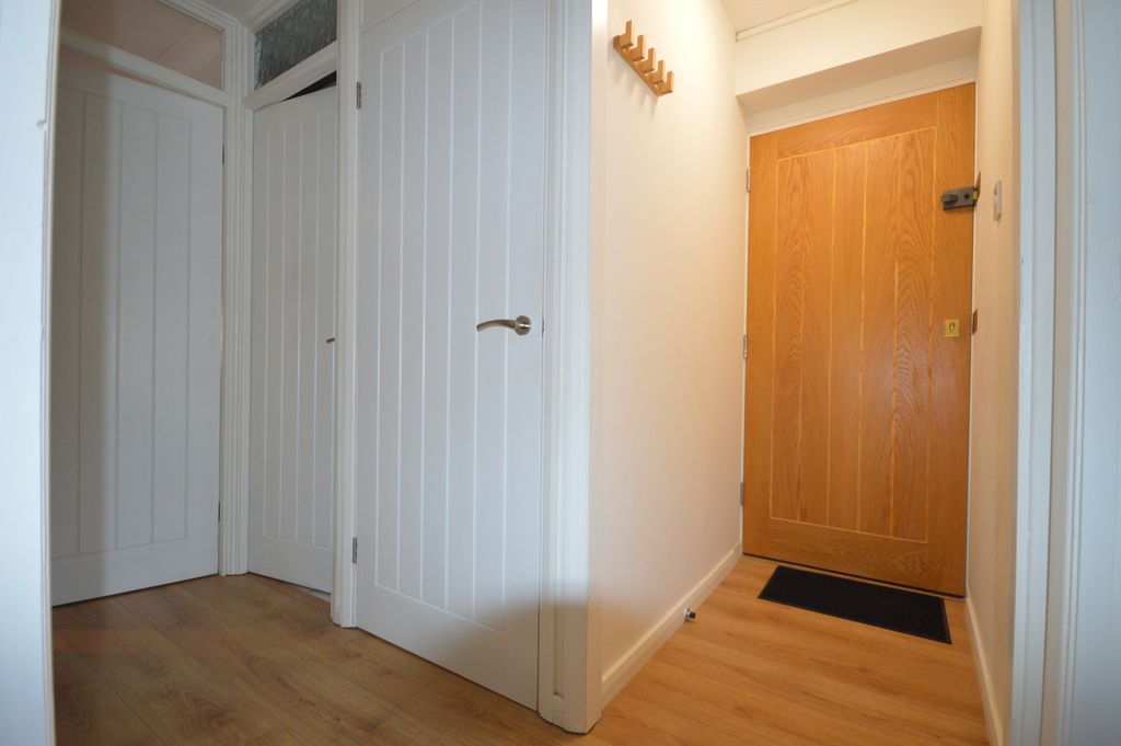 Property photo 2 of 17 Gallery