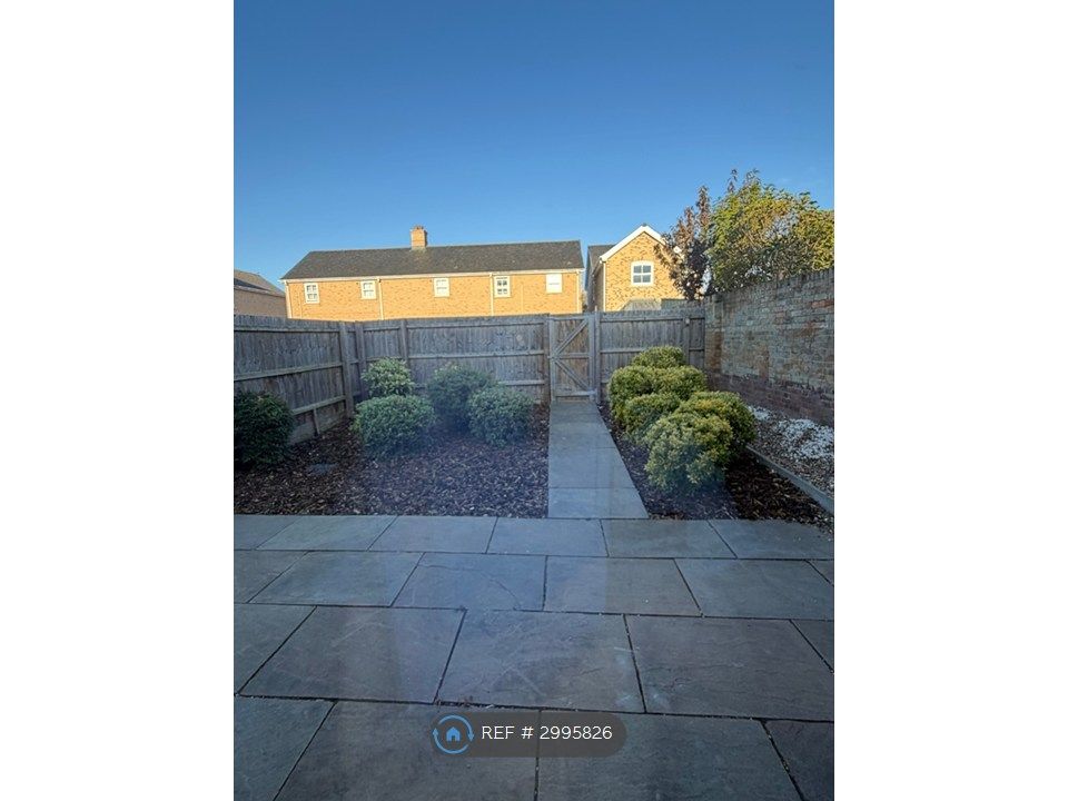 Property photo 3 of 13