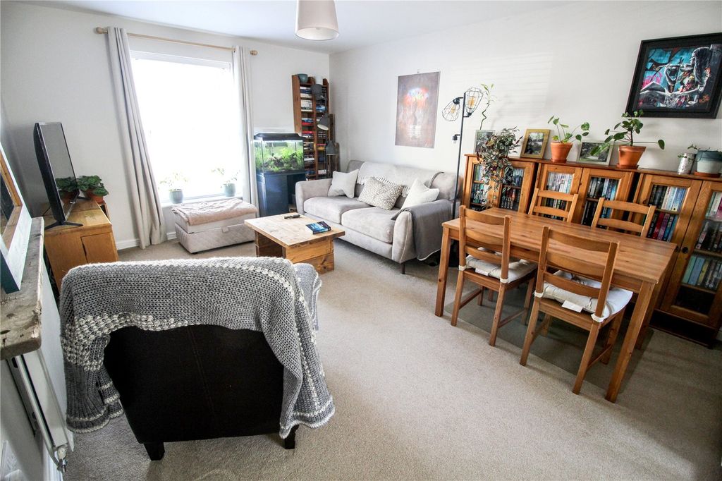 Property photo 3 of 9 Picture No. 05