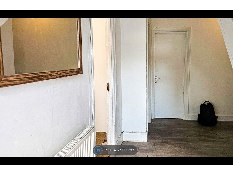 Property photo 2 of 6 Entrance Hallway To The Flat