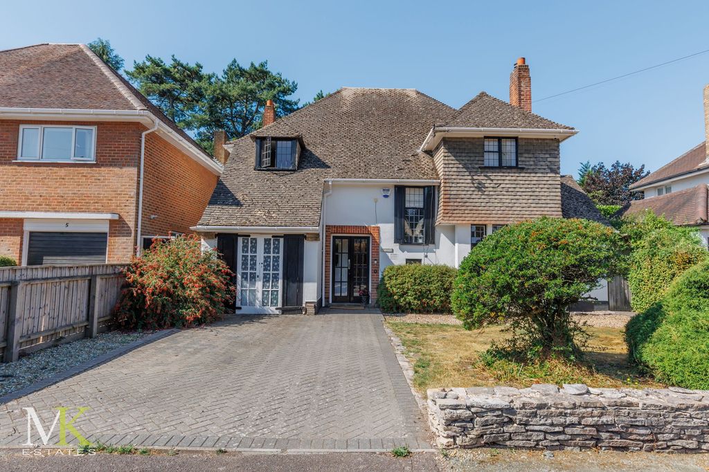 Property photo 1 of 16