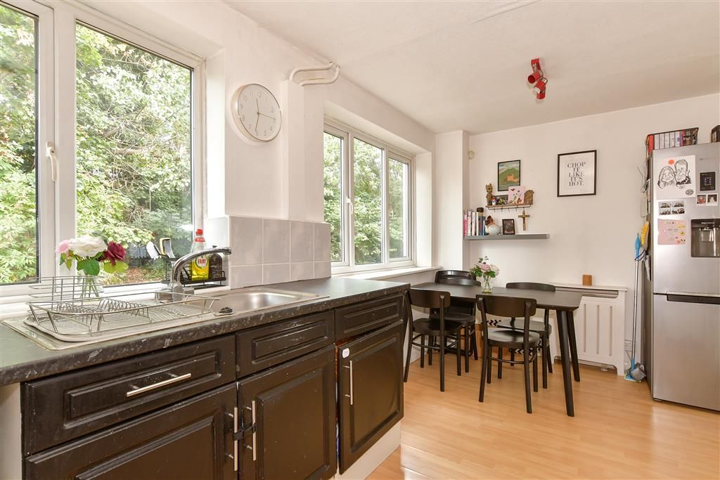 Property photo 3 of 8 Kitchen/Diner