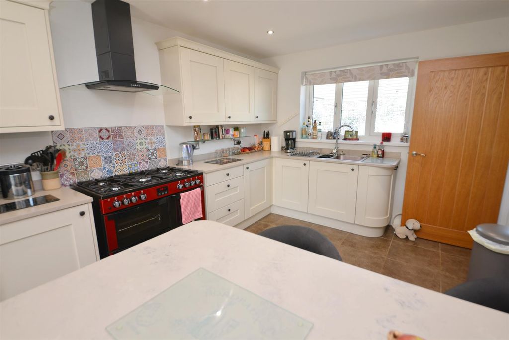 Property photo 3 of 45 Kitchen/Diner