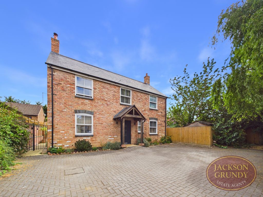 Property photo 1 of 26 Holmleigh Close