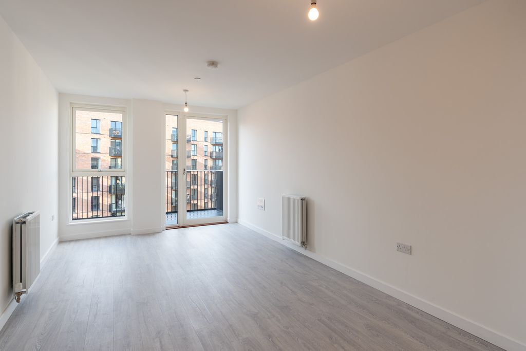 Property photo 2 of 13 Living Room