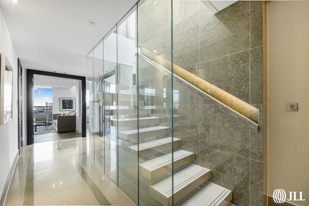 Property photo 3 of 17 Trinity House