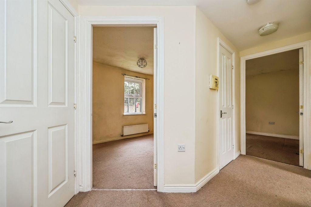 Additional image 9 of 2 bed flat for salePalmerston Road, Ilkeston DE7