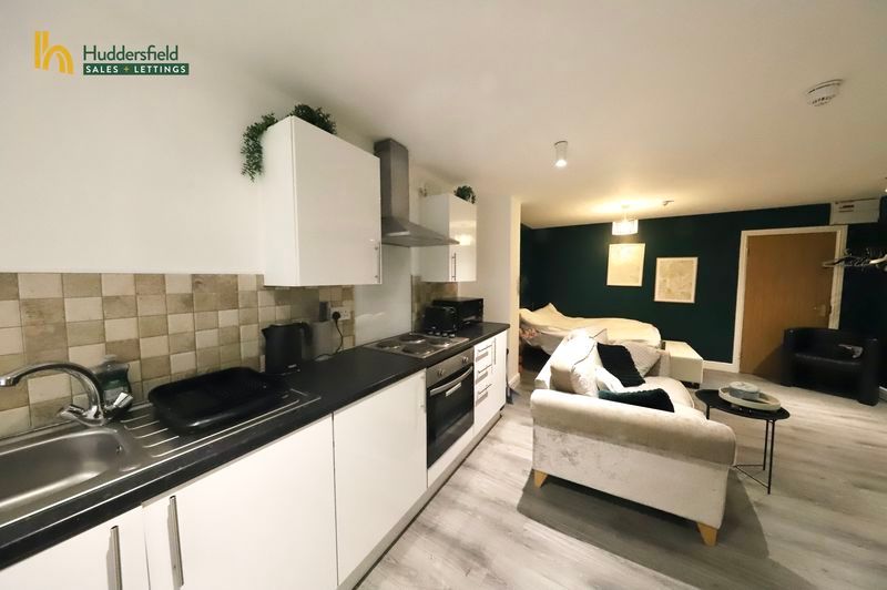 Property photo 2 of 4 Kitchen