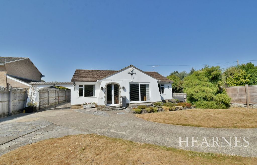 Property photo 1 of 16
