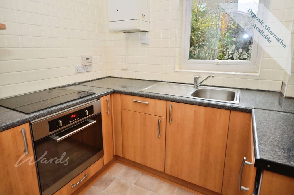 Property photo 2 of 7 Yew Tree Kitchen