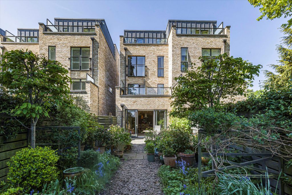 Property photo 2 of 29 Image