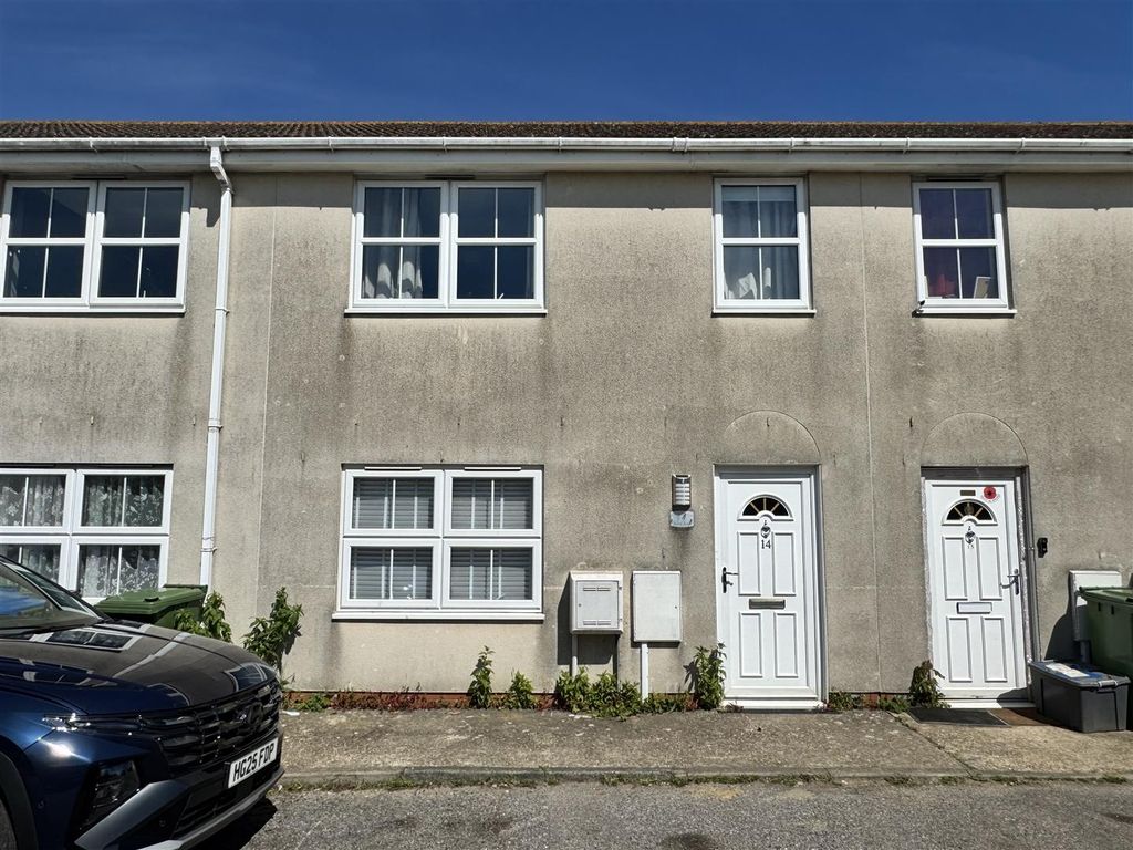 Property photo 1 of 16 Front