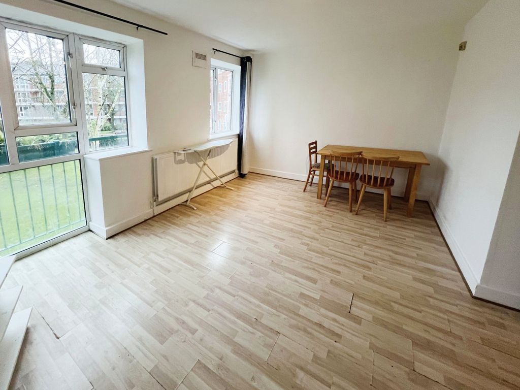 Property photo 3 of 12 Picture No. 16