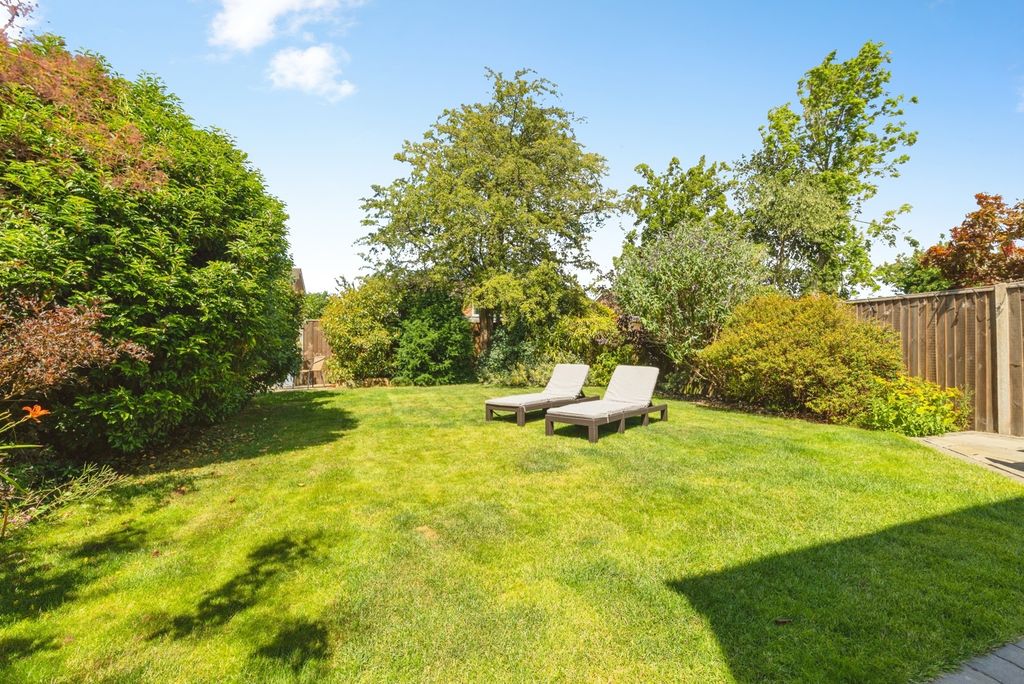 Property photo 2 of 20 Pbox-Img.Jpg