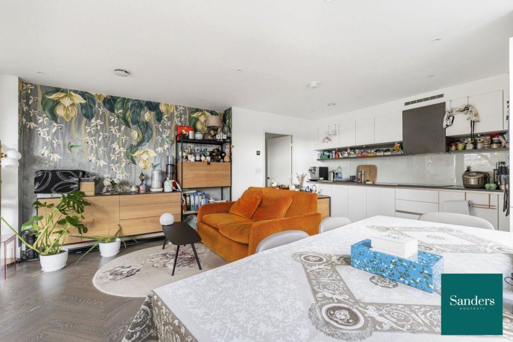 Property photo 2 of 24