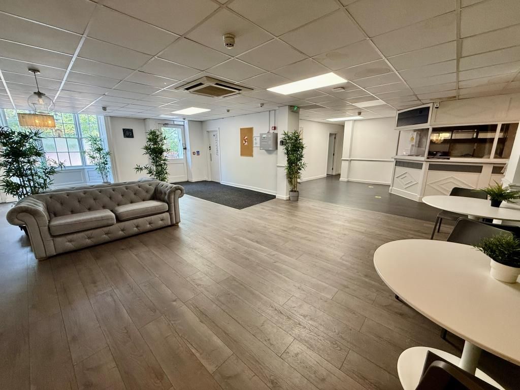 Property photo 3 of 10 Ground Floor Reception