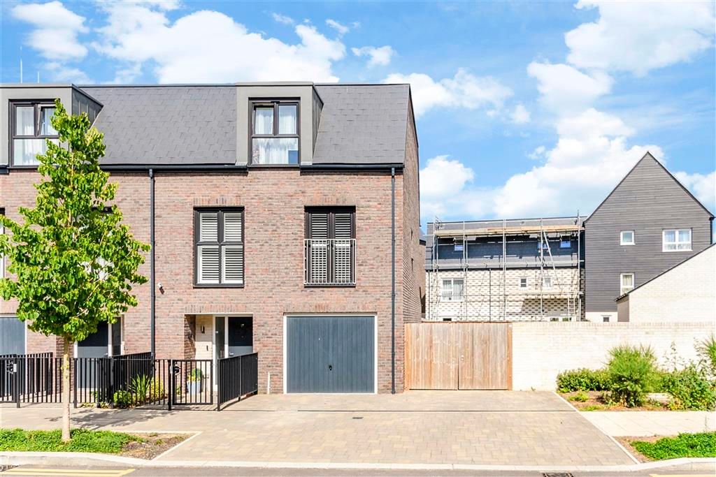 Property photo 3 of 13 External (Web)