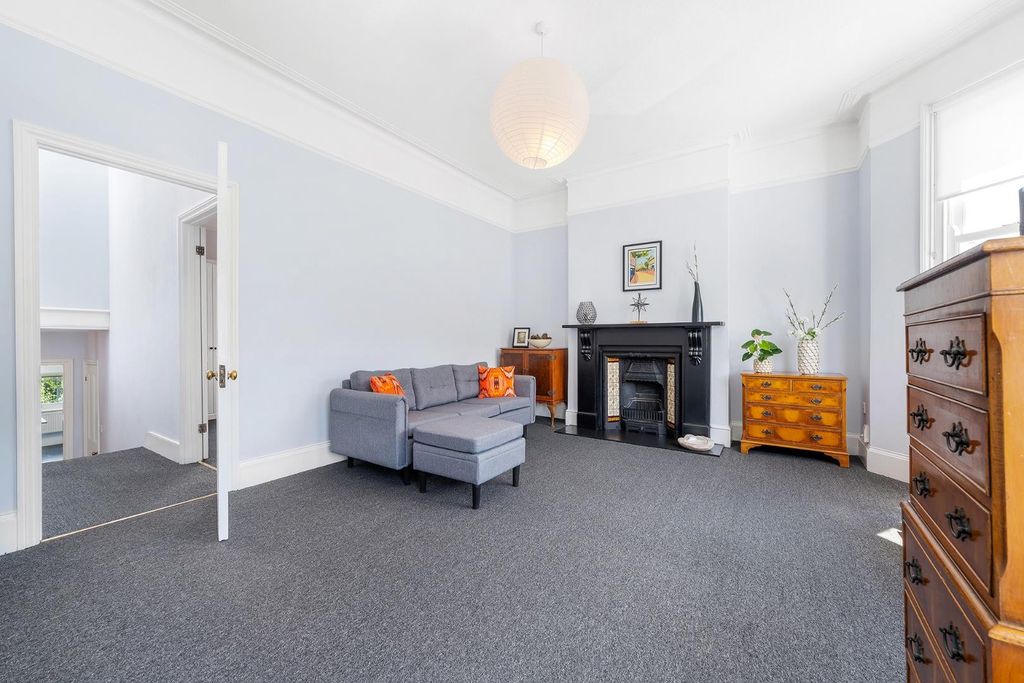 Property photo 3 of 16 Reception Room