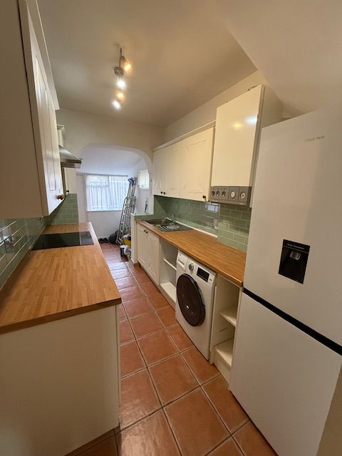 Property photo 3 of 7