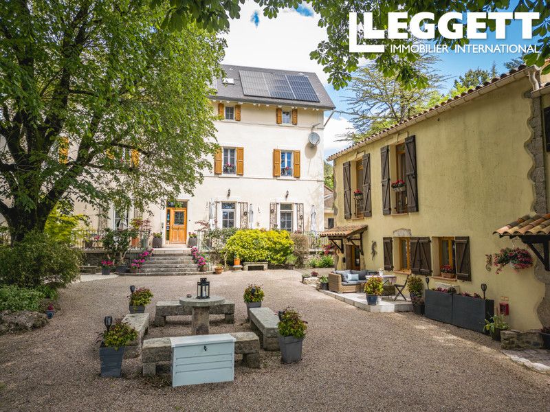 Property photo 3 of 10