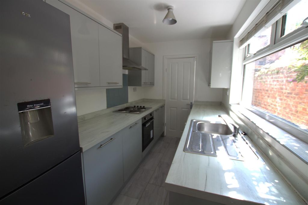 Property photo 2 of 9 24 Percy 7.Jpg