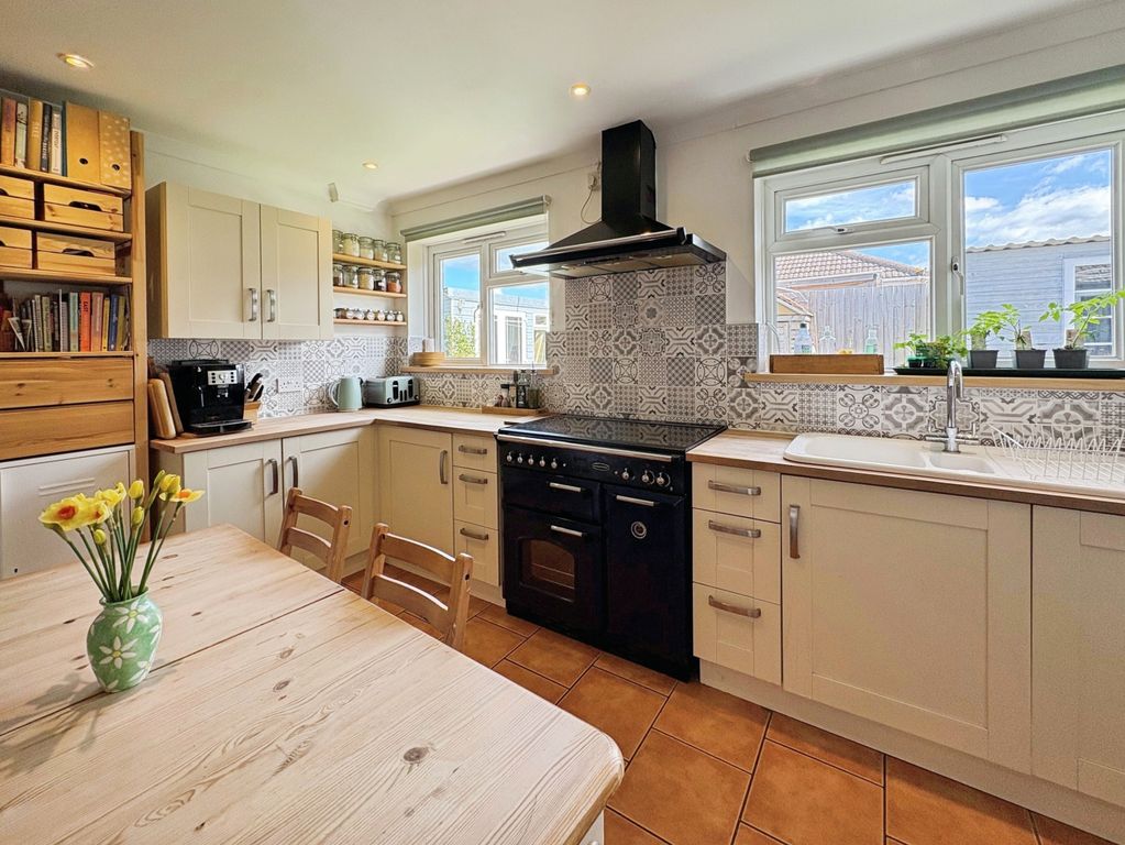 Property photo 3 of 27 B4Fdfd7c-22