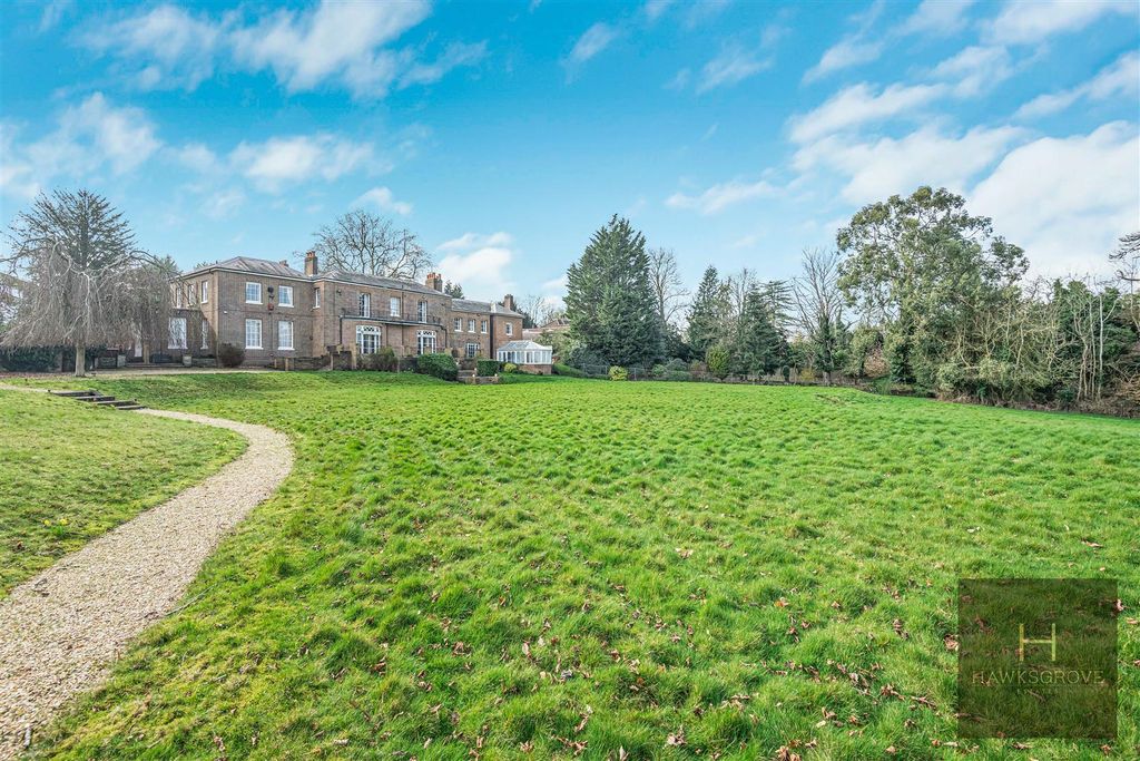 Additional image 35 of 9 bed detached house to rentHadley Green Road, Barnet EN5