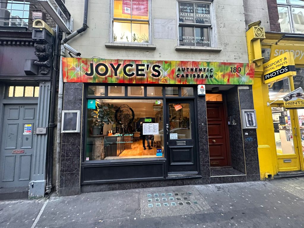 Property photo 1 of 9 London W1 - 189 Wardour Street, Soho W1F 8Zd