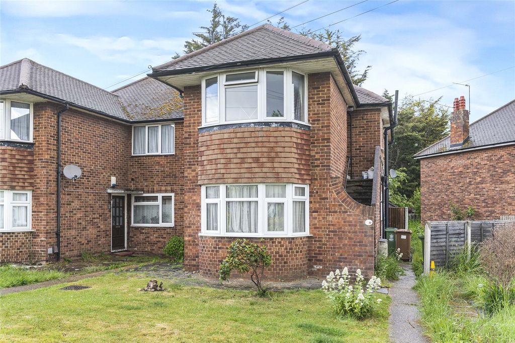 Property photo 1 of 11 External