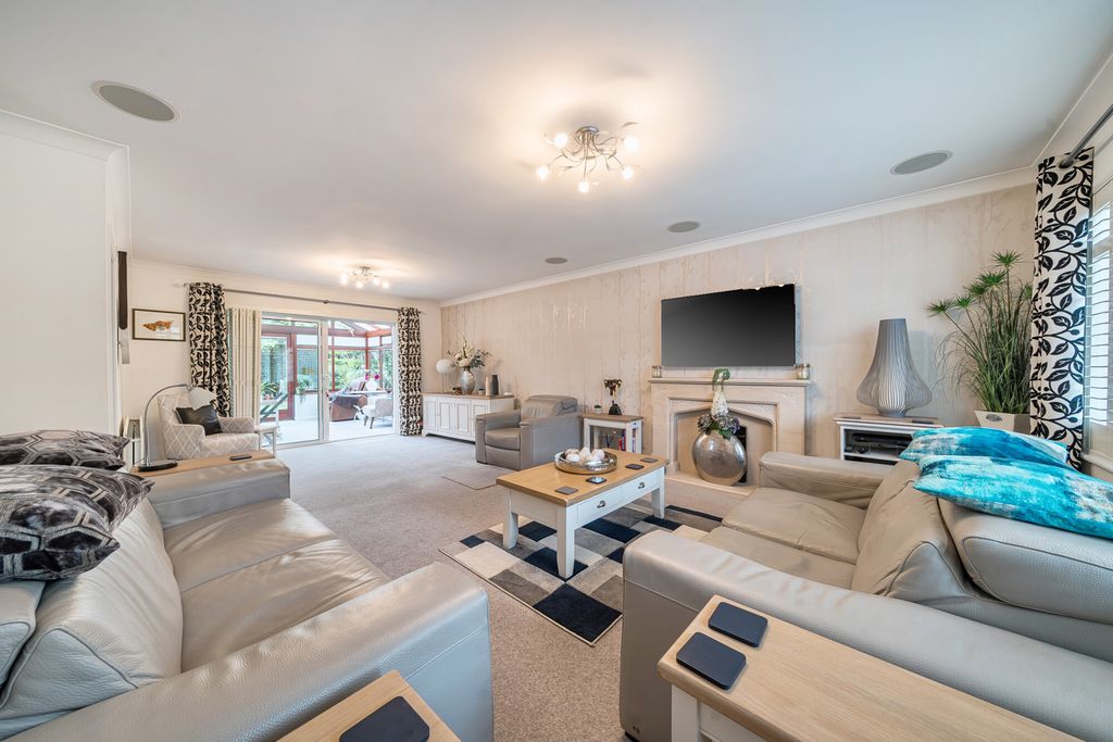 Property photo 2 of 25 1430096-9-69B43c0...